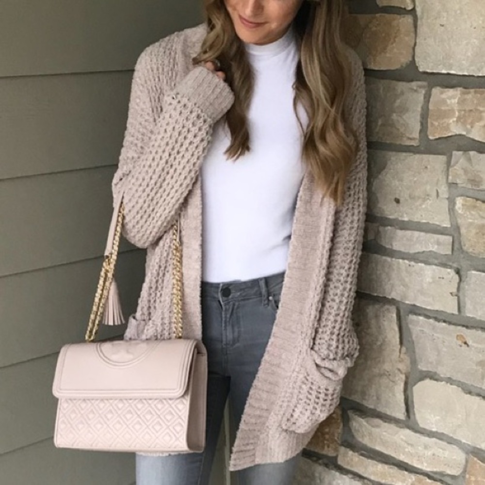 Express chenille cargidan - super soft and cozy